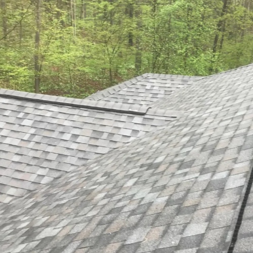 Asphalt roofing installation