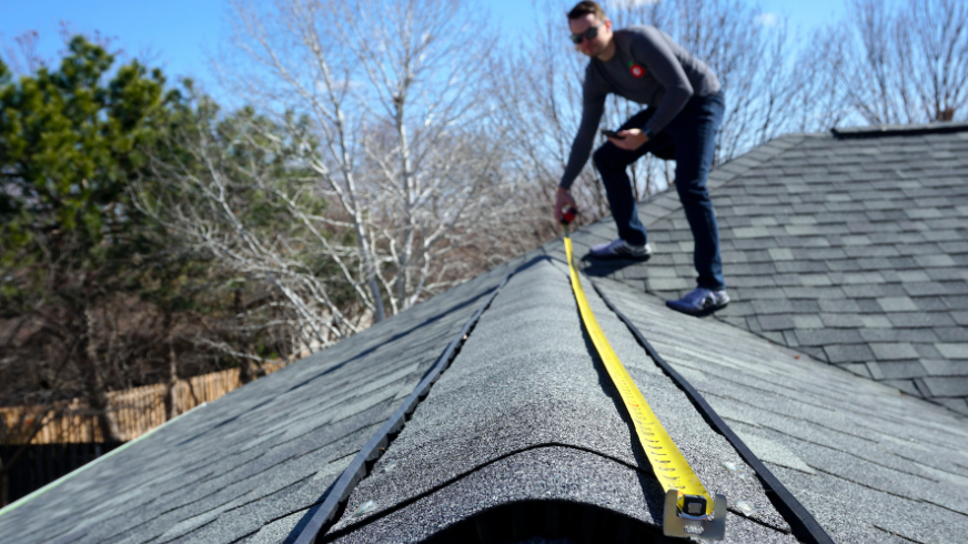 Asphalt roofing in Shawano